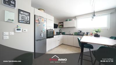 Appartement - 85 m² - 4 pièces