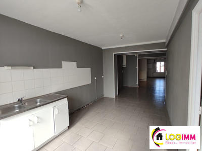 Maison - 98 m² - 4 pièces