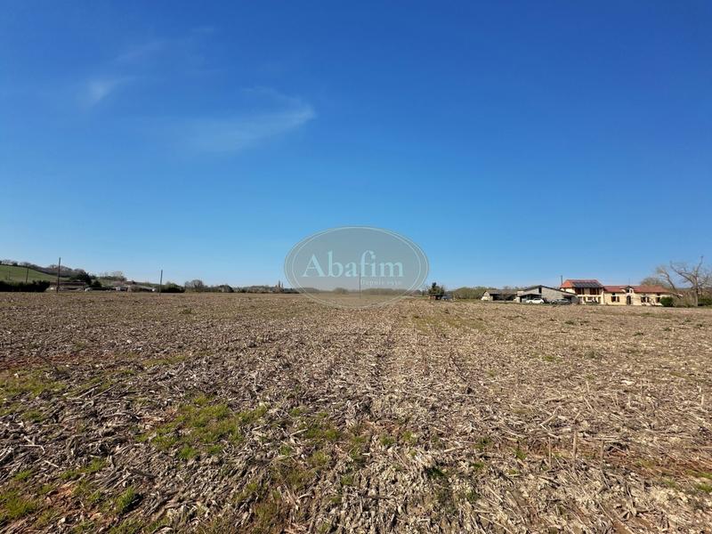 Maison - 257 m² - 11 pièces