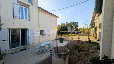 Maison en pierre - 197 m² - 9 pièces