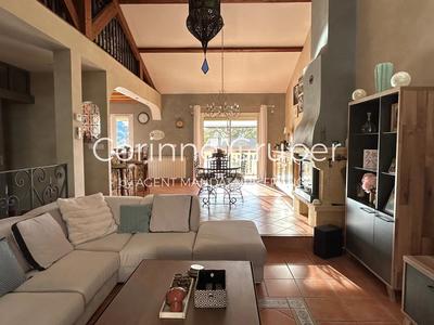 Maison - 112 m² - 5 pièces