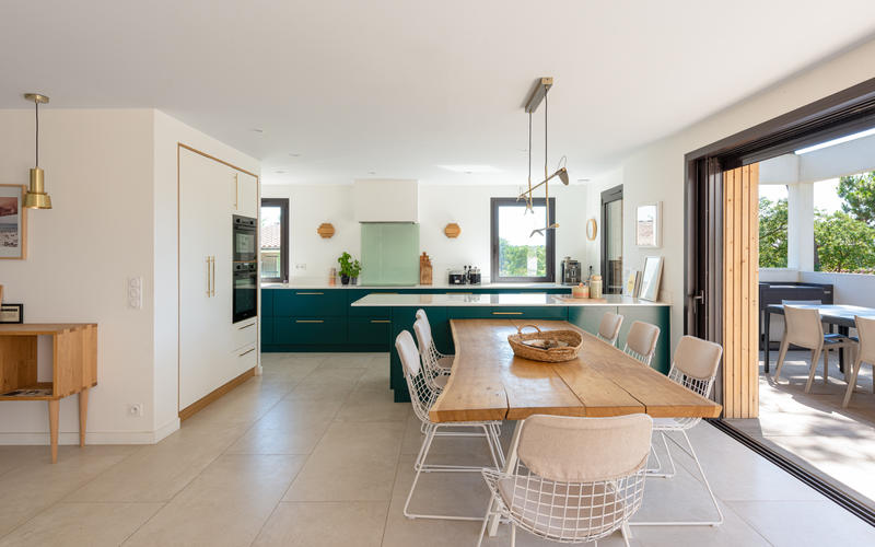 Villa - 290 m² - 9 pièces