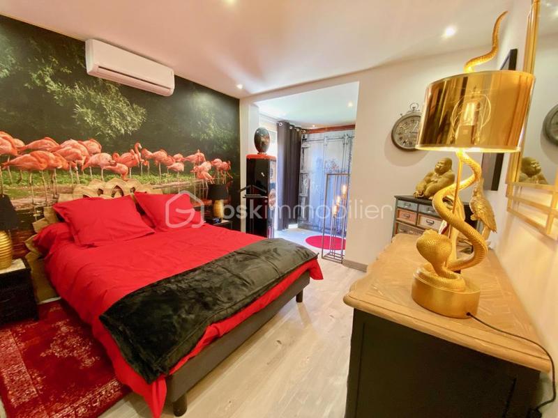 Appartement - 81 m² - 3 pièces