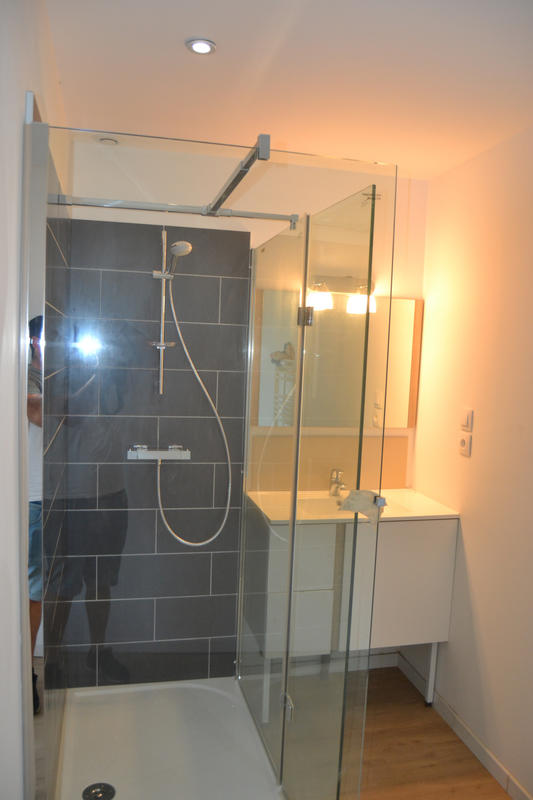 Propriété - 1 000 m² - 10 pièces