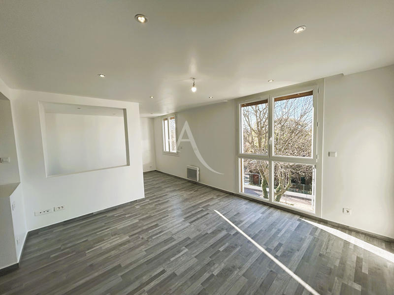 Appartement - 99 m² - 5 pièces