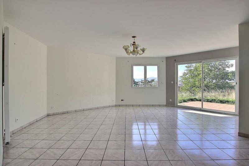 Villa - 120 m² - 4 pièces