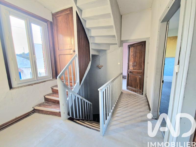 Maison - 140 m² - 7 pièces