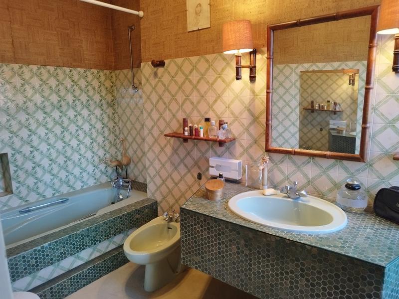 Maison - 211 m² - 8 pièces