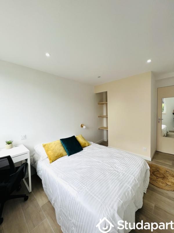 Chambre - 10 m² - 1 pièce