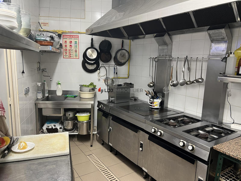 Local commercial - 418 m²