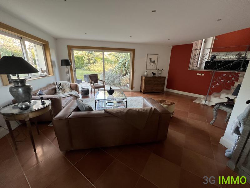 Maison contemporaine - 190 m² - 8 pièces