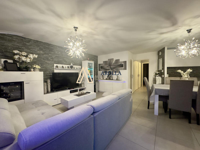 Appartement - 83 m² - 4 pièces