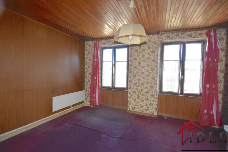 Maison - 107 m² - 7 pièces