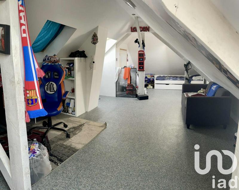 Maison - 121 m² - 4 pièces