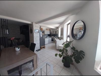 Duplex - 73 m² - 4 pièces
