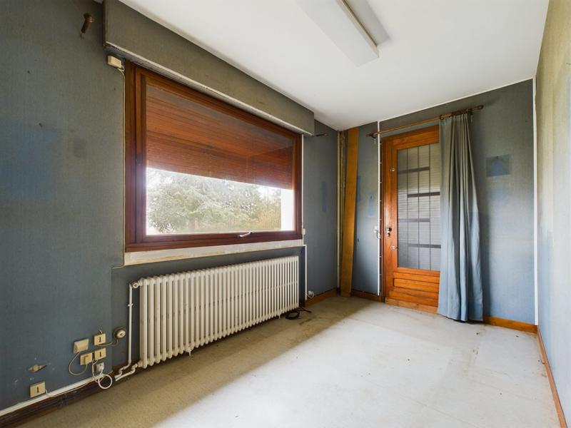 Maison - 245 m² - 9 pièces