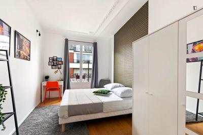 Chambre - 12 m² - 11 pièces