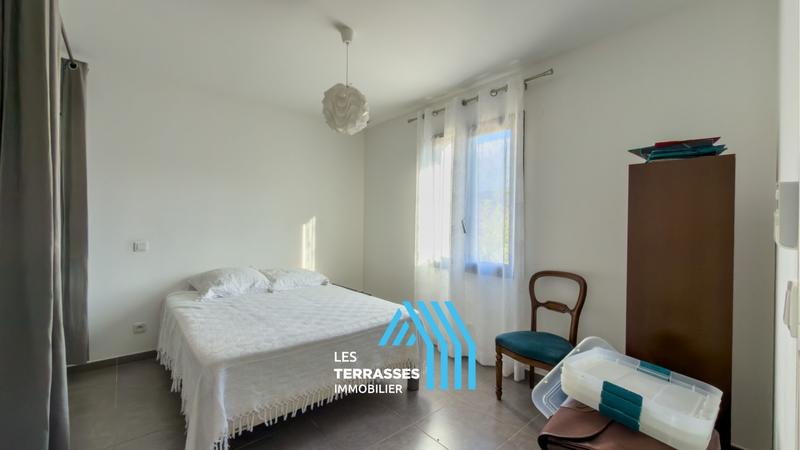 Maison - 87 m² - 5 pièces