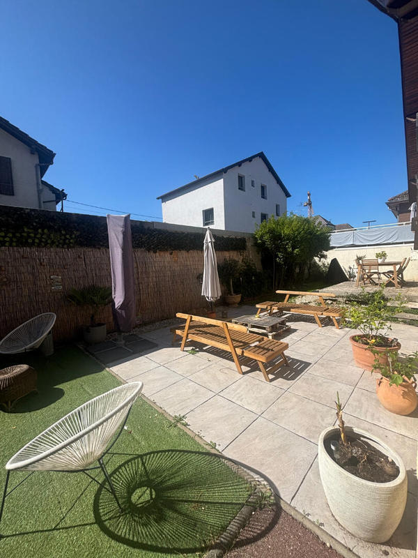 Appartement - 90 m² - 4 pièces