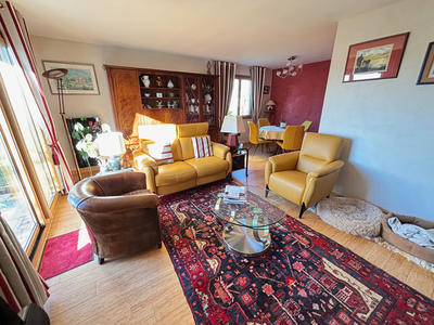 Maison - 87 m² - 5 pièces