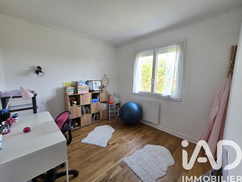 Maison - 102 m² - 6 pièces