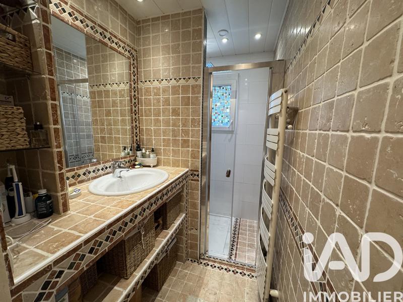 Maison - 191 m² - 6 pièces