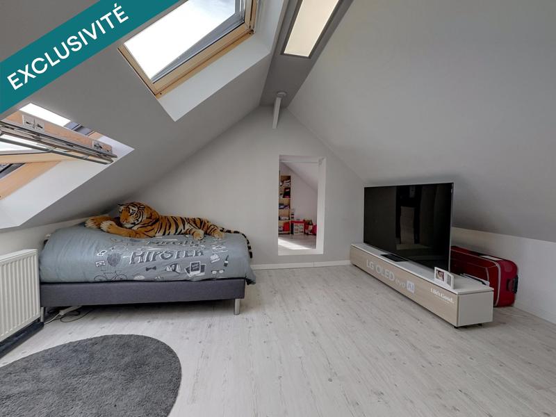 Maison - 198 m² - 7 pièces