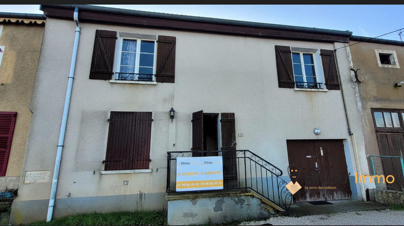 Maison - 102 m² - 25 pièces