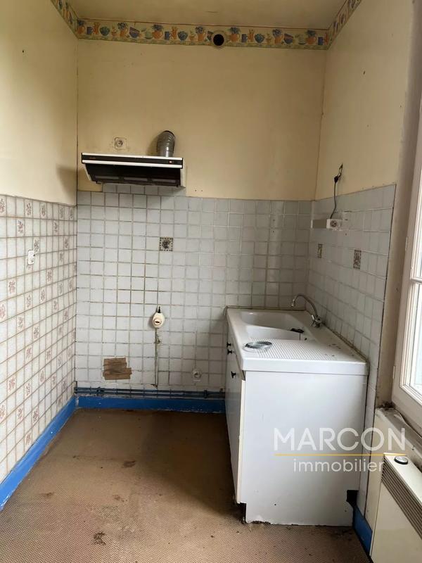 Maison - 196 m² - 11 pièces