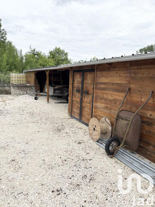 Maison - 279 m² - 11 pièces