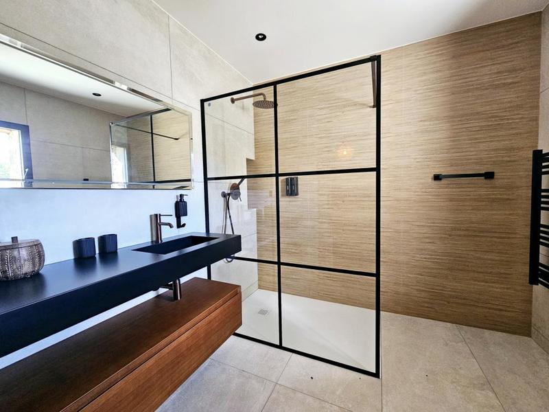 Villa - 95 m² - 4 pièces