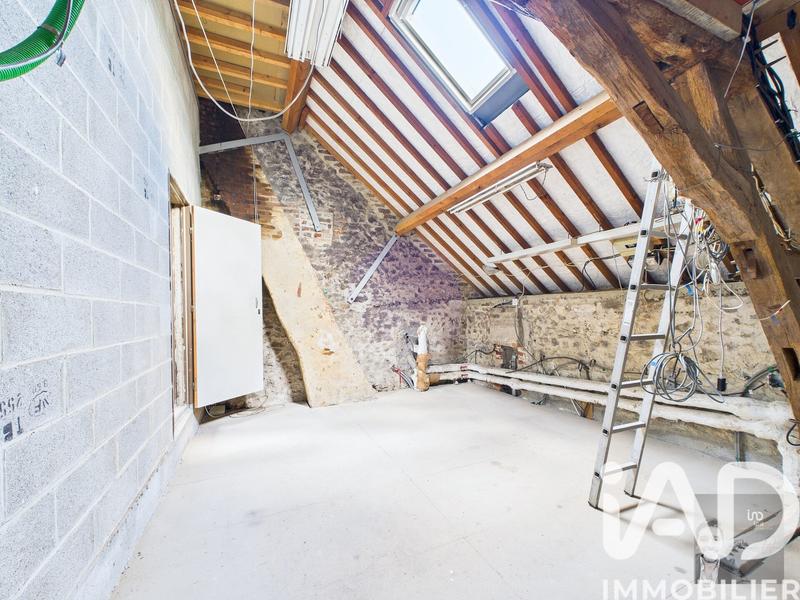 Maison - 230 m² - 8 pièces