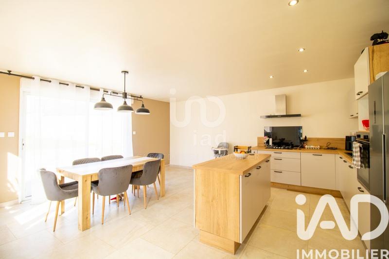 Maison - 111 m² - 4 pièces