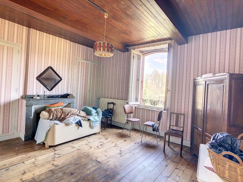 Maison de maîtres - 310 m² - 11 pièces