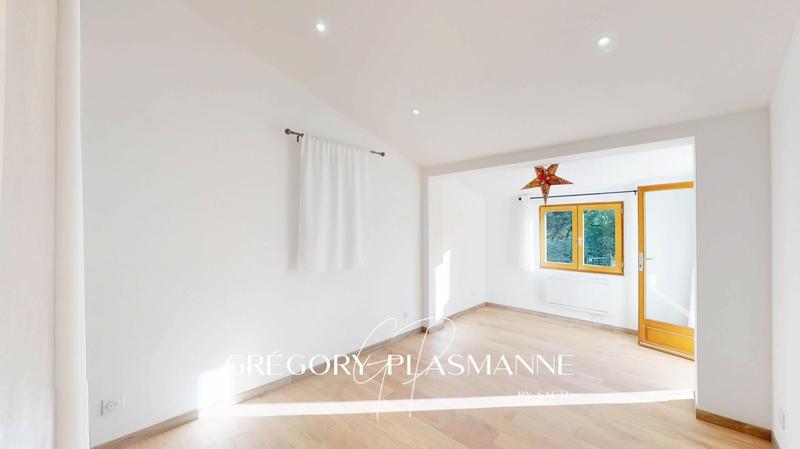 Maison - 115 m² - 4 pièces