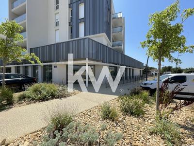 Magasins - 256 m² - 1 pièce