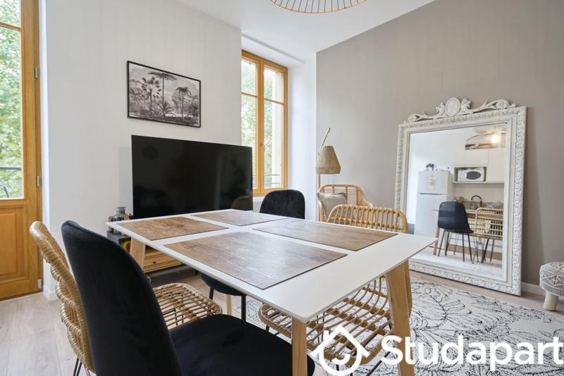 Chambre - 10 m² - 1 pièce