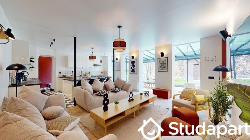 Chambre - 10 m² - 1 pièce