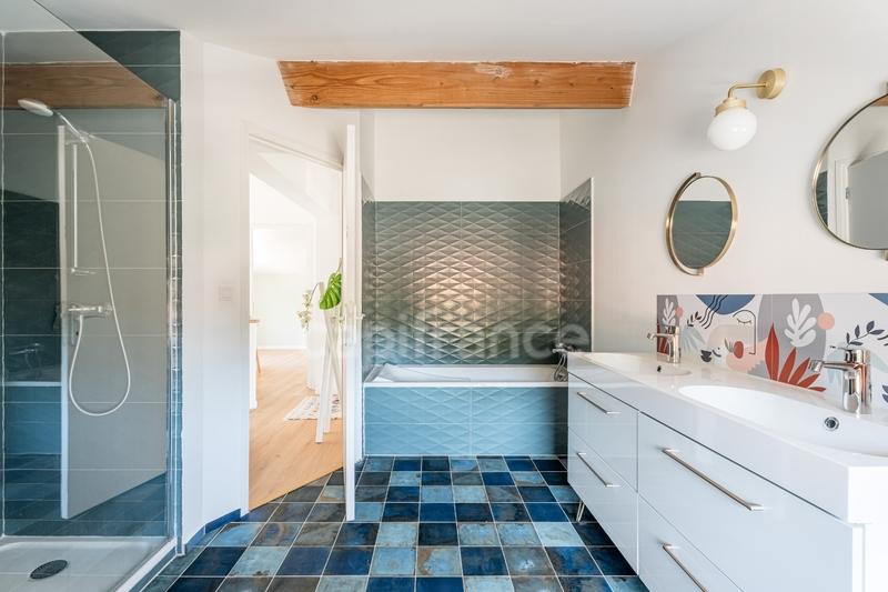 Appartement - 180 m² - 5 pièces