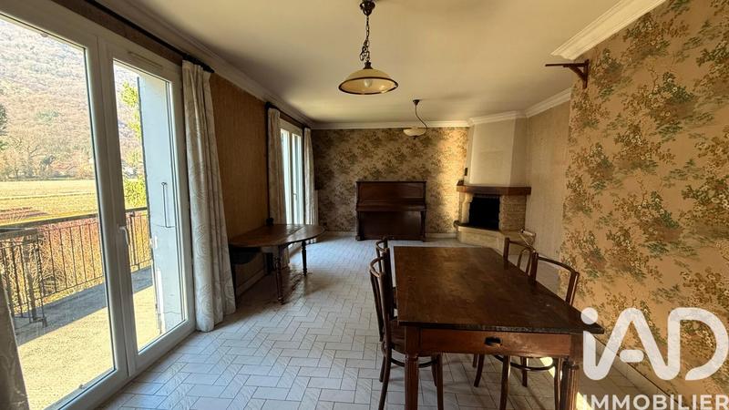 Maison - 144 m² - 7 pièces