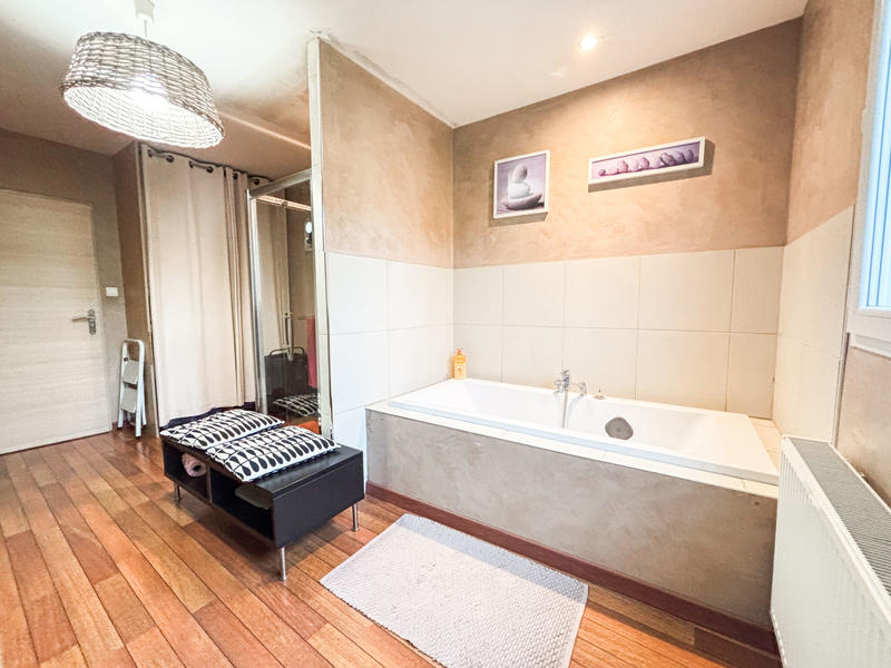 Maison - 155 m² - 5 pièces