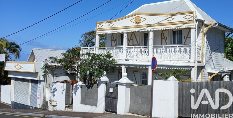 Maison - 96 m² - 4 pièces