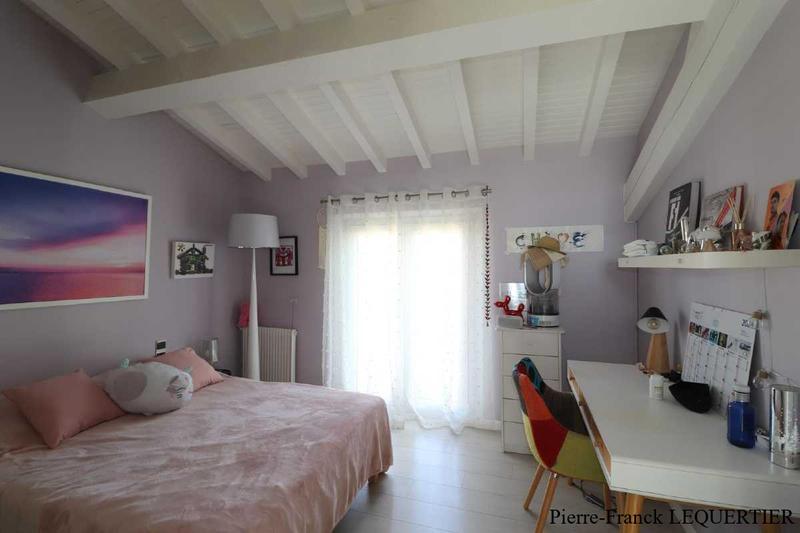 Maison d'architecte - 165 m² - 10 pièces