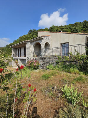 Maison de village - 104 m² - 4 pièces