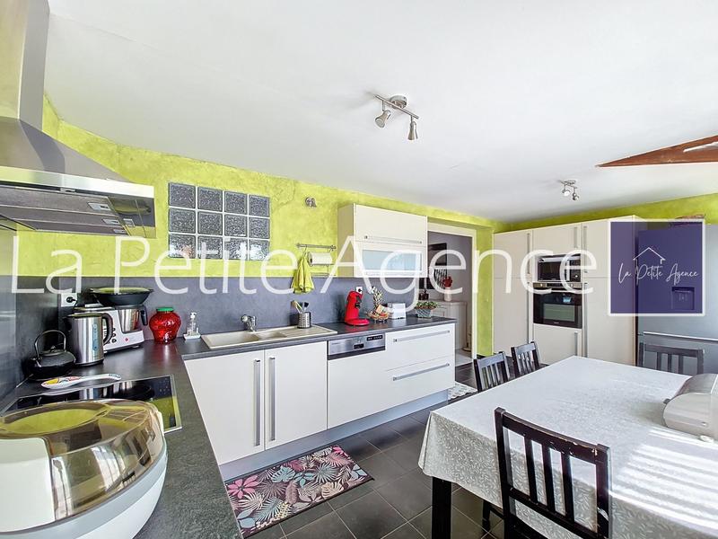 Maison - 108 m² - 6 pièces