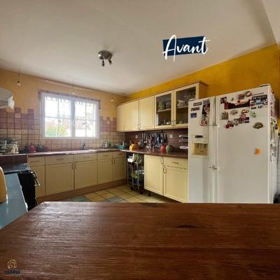 Maison traditionnelle - 171 m² - 7 pièces