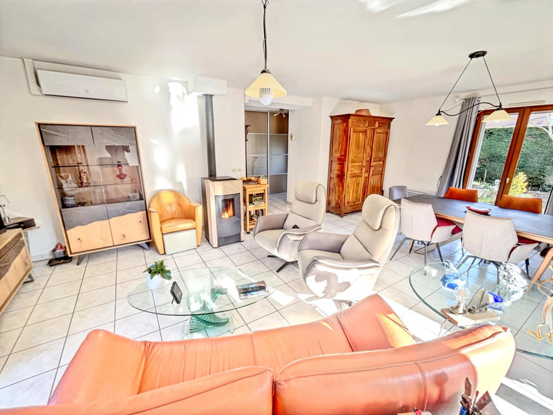 Maison - 163 m² - 6 pièces