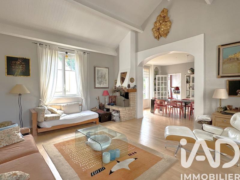 Appartement - 150 m² - 6 pièces