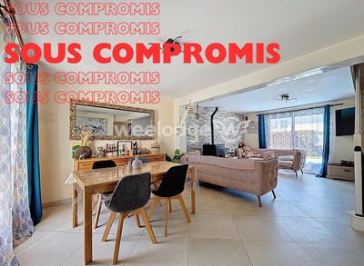 Maison - 90 m² - 5 pièces