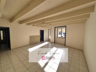 Maison - 111 m² - 6 pièces